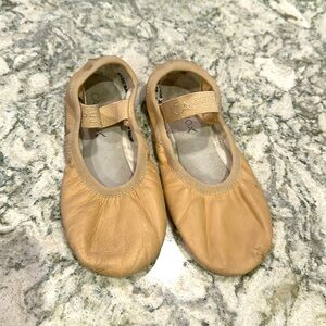 Pink leather ballet shoes